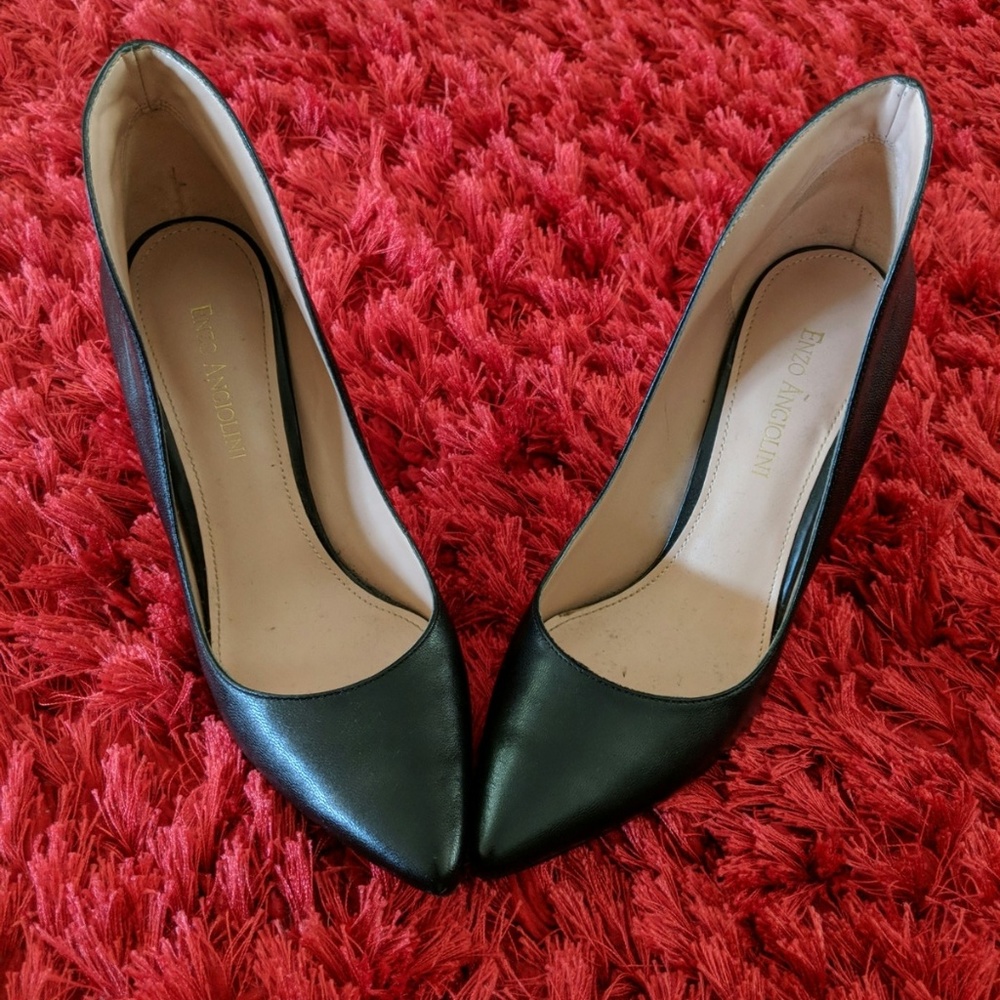 Enzo Angiolini Fayson Pumps